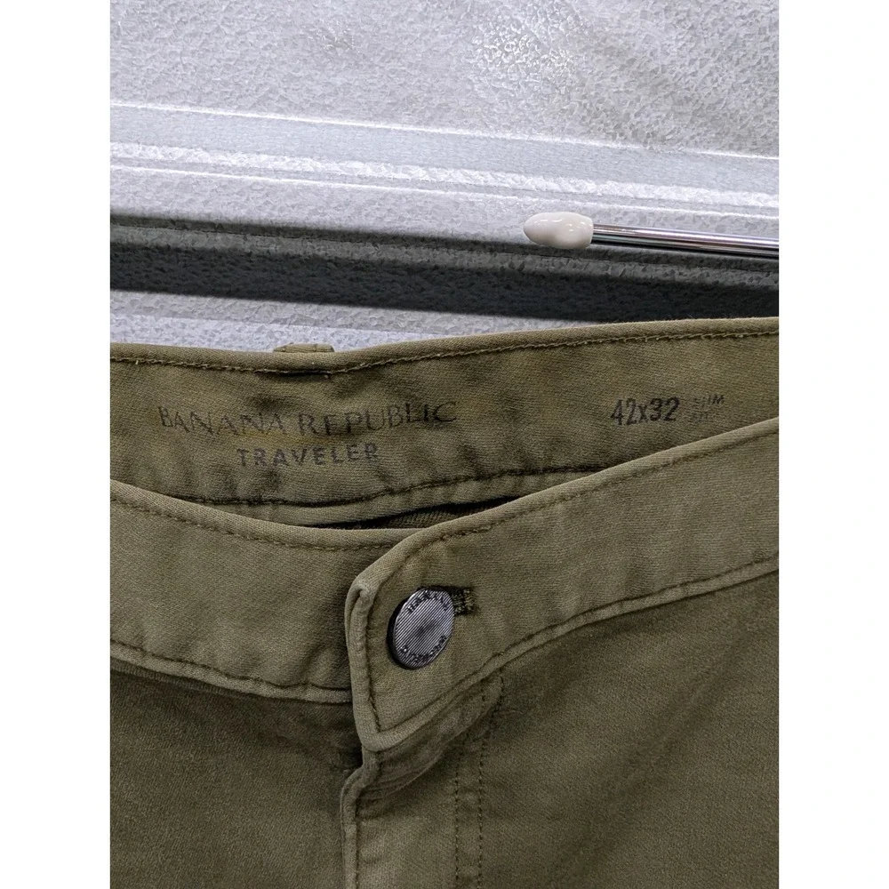 Banana Republic Men's Slim Traveler Pant Green Olive Cotton Stretch Chino- 42/32